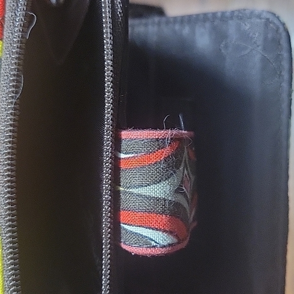 Vera Bradley Small Square Walle - Picture 5 of 6